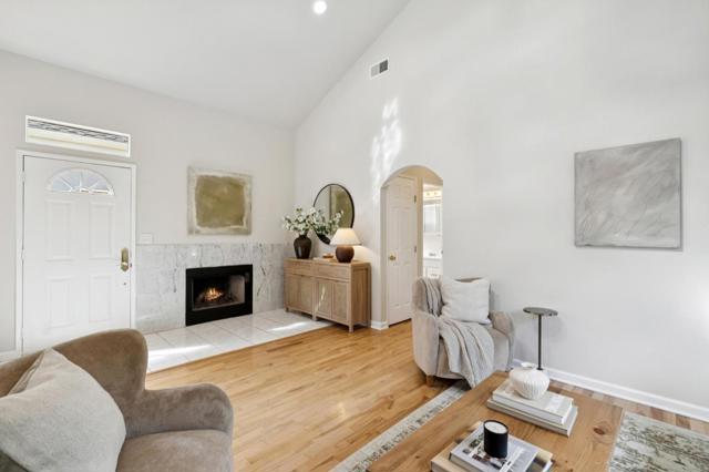 280 College Avenue, Mountain View CA: https://media.crmls.org/mediaz/2e634a39-90a3-4988-80a9-12aee44bcf40.jpg