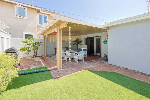 Detail Gallery Image 3 of 42 For 413 J St, Coronado,  CA 92118 - 1 Beds | 1 Baths