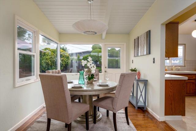 2037 Harding Avenue, San Mateo CA: https://media.crmls.org/mediaz/2e63bd62-de2a-48e3-96f7-2c79a7fc249d.jpg