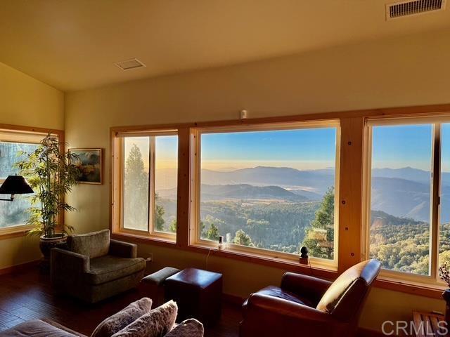 Detail Gallery Image 4 of 43 For 32771 Birch Hill Rd, Palomar Mountain,  CA 92060 - 2 Beds | 2 Baths
