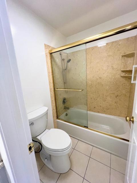 906 Crane Avenue, Foster City CA: https://media.crmls.org/mediaz/2e657d16-0b7b-409d-82f0-043da2754d69.jpg