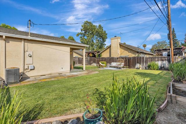 2398 Cherry Avenue, San Jose CA: https://media.crmls.org/mediaz/2e65dfb7-9abf-43c1-a960-6394716f1f23.jpg
