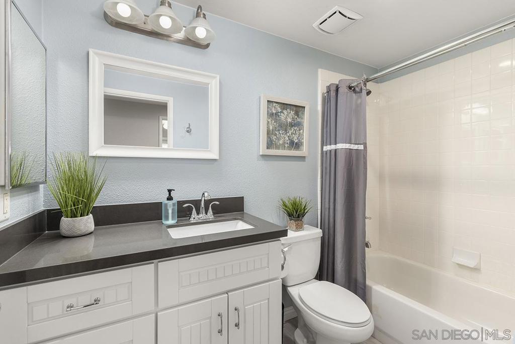 424 Hidden Trails Road - photo 17