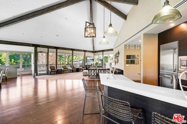 10221 Briarwood Drive, Los Angeles CA: https://media.crmls.org/mediaz/2e663238-7582-4688-9277-a36e1dbfcda9.jpg