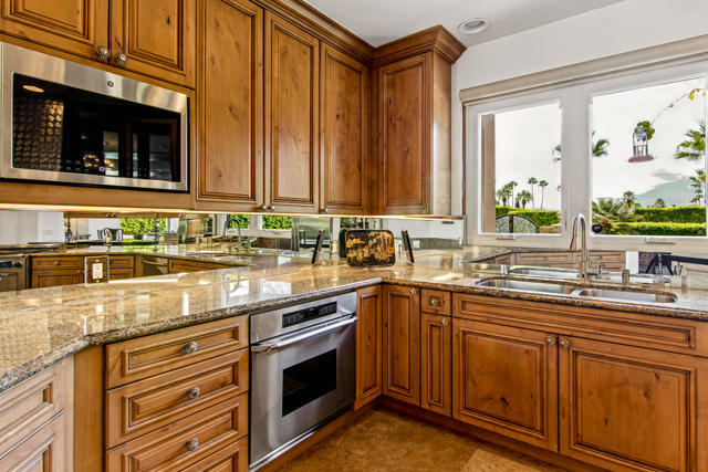 252 Camino Sur, Palm Springs, CA 92262