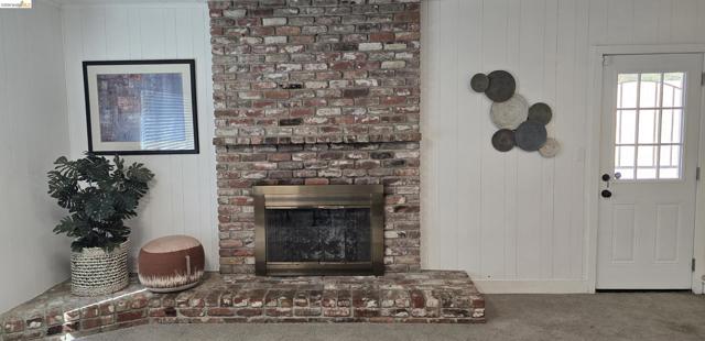 1142 Oakwood Ave, Vallejo CA: https://media.crmls.org/mediaz/2e681e5a-a6e1-4805-822b-b253197e0e32.jpg