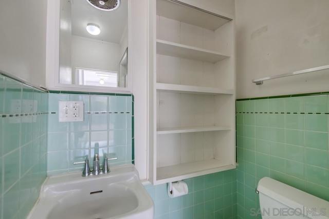 2019 Fort Stockton Dr, San Diego CA: https://media.crmls.org/mediaz/2e6859b6-0660-4058-8269-1c4bea57358b.jpg
