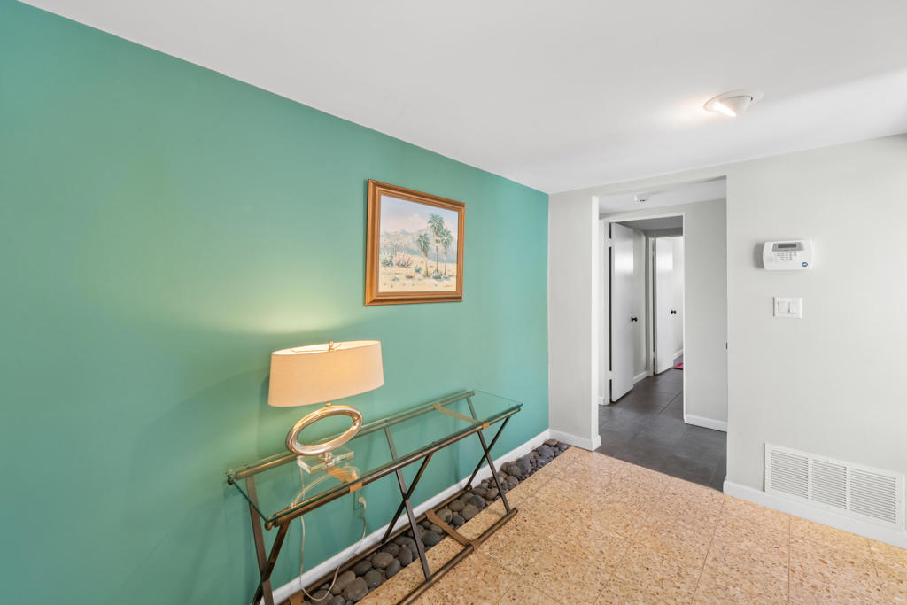 MLS #219138022DA image #6