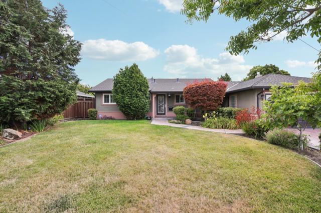 37987 Alta Drive, Fremont CA: https://media.crmls.org/mediaz/2e6a46e0-e315-41c4-a2da-773ac15925ce.jpg