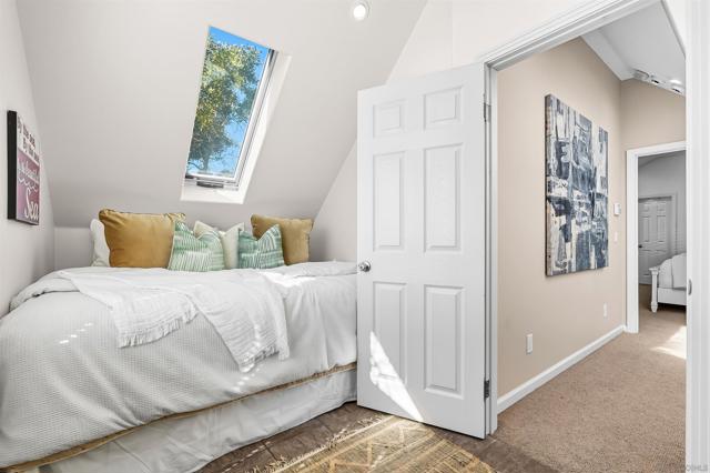 806 Redondo Ct, San Diego CA: https://media.crmls.org/mediaz/2e6b2f5d-d988-4c7a-a2cd-e5df400a6c87.jpg