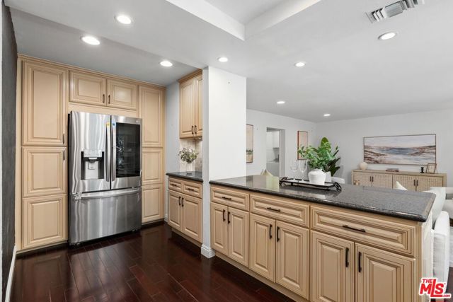 Drew Fenton | 2880 Woodwardia Drive Los Angeles CA | MLS: 7374949