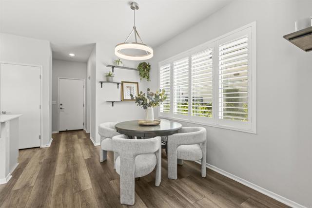 323 CITRINE TRAIL, Fallbrook CA: https://media.crmls.org/mediaz/2e6cdca9-54aa-436c-b4a6-7efeec4359df.jpg