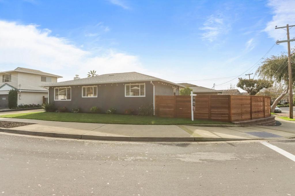 2E6Db587 Cb5C 4395 Bbcb D2De6Ffb0B7C 31005 Chicoine Avenue, Hayward, Ca 94544 &Lt;Span Style='BackgroundColor:transparent;Padding:0Px;'&Gt; &Lt;Small&Gt; &Lt;I&Gt; &Lt;/I&Gt; &Lt;/Small&Gt;&Lt;/Span&Gt;