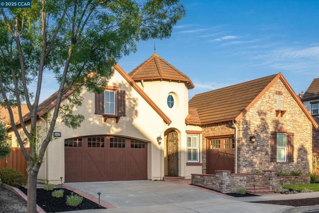 3467 Cashmere Street, Danville CA: https://media.crmls.org/mediaz/2e6df4fa-49ee-4903-bce7-eb5958f6f76b.jpg