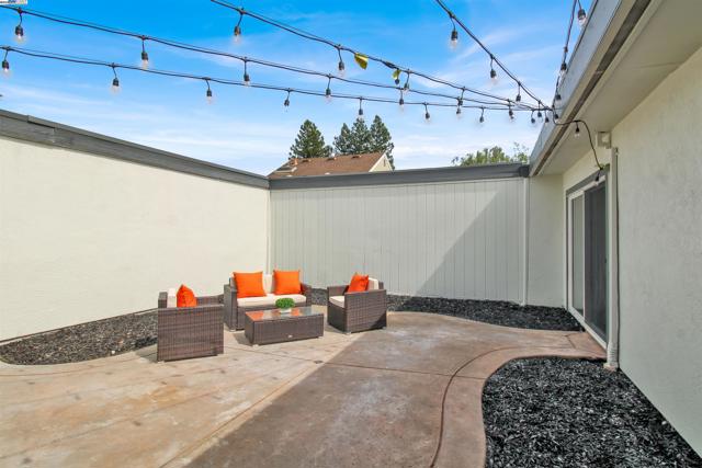 4166 Peregrine Way, Pleasanton CA: https://media.crmls.org/mediaz/2e6e14a8-a824-4b77-abb2-2b82b4b19449.jpg
