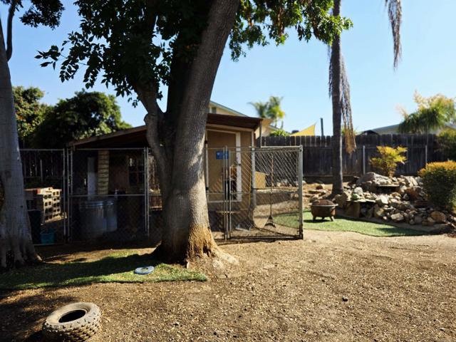 9690 Bundy Drive, Santee CA: https://media.crmls.org/mediaz/2e6ee682-6f52-4adc-b5eb-892e7265af25.jpg