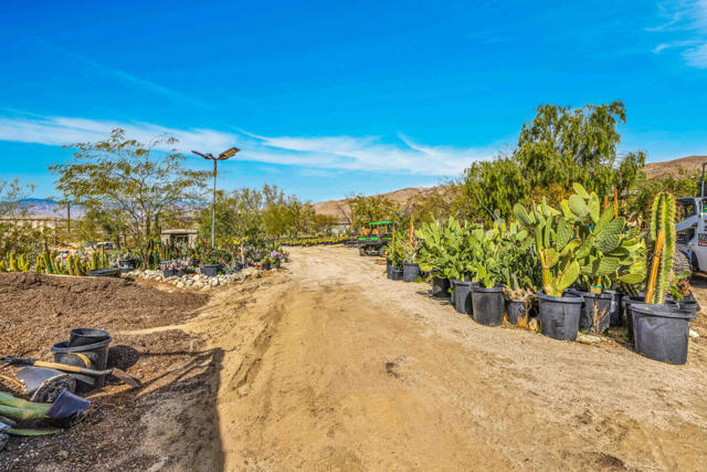 16961 Evans Lane Lane, Desert Hot Springs CA: https://media.crmls.org/mediaz/2e702c2c-f7fc-417c-a3f4-3fdd956f8b76.jpg
