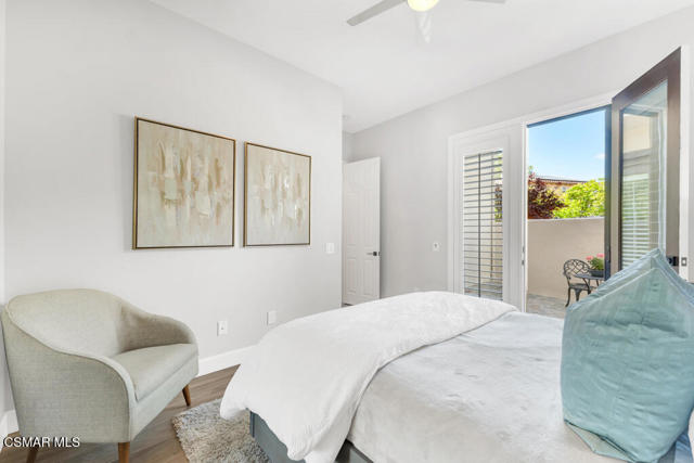 5715 Calais Court, Calabasas CA: https://media.crmls.org/mediaz/2e703583-2e58-4dab-9fde-34edb7ed3494.jpg
