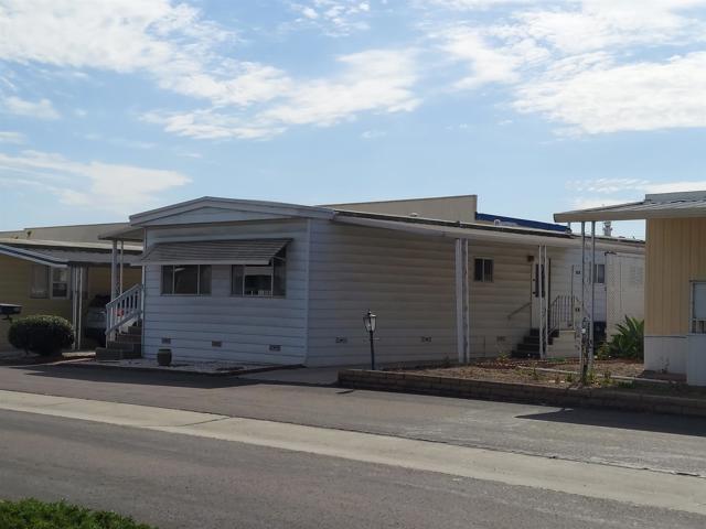 501 Anita Street, Chula Vista CA: https://media.crmls.org/mediaz/2e711f5e-875c-464b-be19-7fa050b0df49.jpg