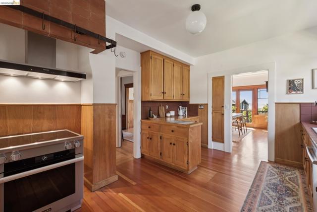 Image 29 of 60 For 938 San Benito Rd