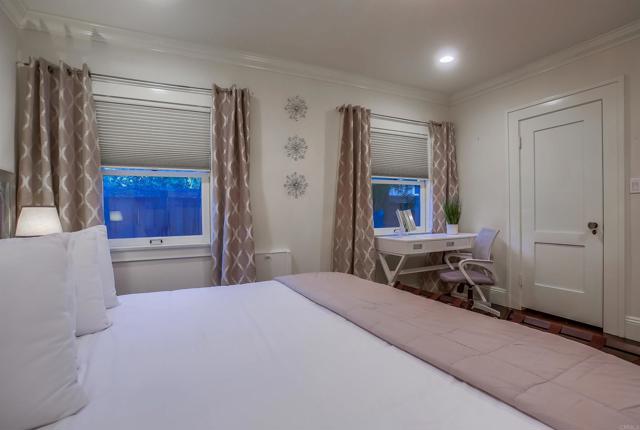 Detail Gallery Image 24 of 48 For 3217 Goldsmith St, San Diego,  CA 92106 - 5 Beds | 4 Baths