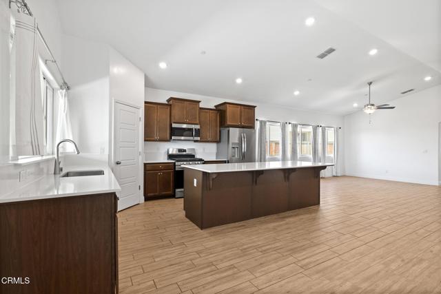 Detail Gallery Image 15 of 46 For 9101 Willow Terrace Dr, Shafter,  CA 93263 - 4 Beds | 2 Baths