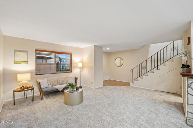 Detail Gallery Image 5 of 30 For 138 S Bryn Mawr St #39,  Ventura,  CA 93003 - 3 Beds | 2 Baths