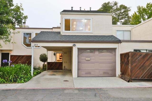 284 Rosewood Court, Hayward CA: https://media.crmls.org/mediaz/2e72a4a6-e681-4fa7-9e76-a16f2d8f39b6.jpg