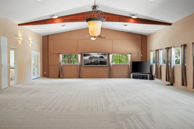 5905 Old Wheeler Road, La Verne CA: https://media.crmls.org/mediaz/2e72d51b-afb4-4719-9ca6-a7de2c2b4eb0.jpg