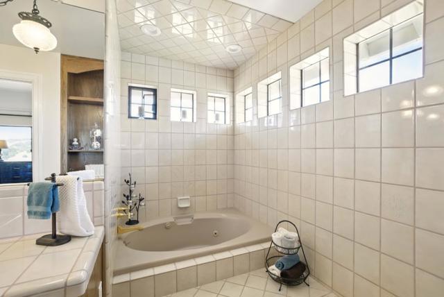 2525 Bridle Path Drive, Gilroy CA: https://media.crmls.org/mediaz/2e734607-8778-4c05-aa2c-3a7e67132a38.jpg
