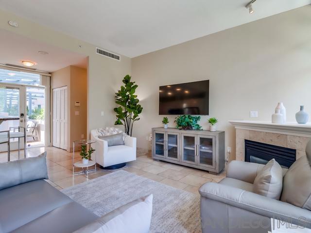 https://media.crmls.org/mediaz/2e738b25-8127-43a7-b552-1e7e7719985f.jpg?preset=X-Large