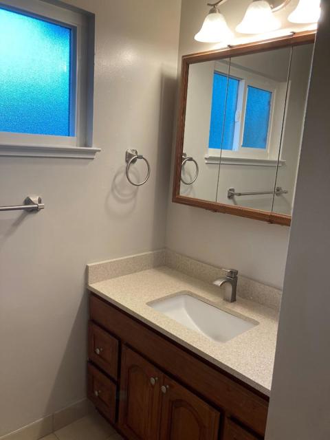 40934095 Alberstone Drive, San Jose CA: https://media.crmls.org/mediaz/2e767088-8121-4ab5-b594-24c441bf9f79.jpg