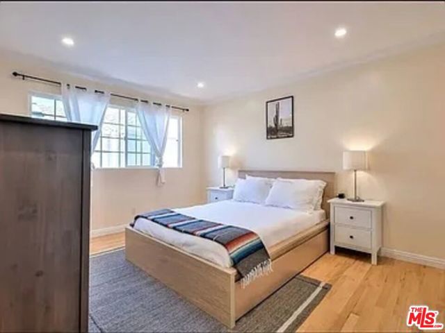 1028 12th Street, Santa Monica CA: https://media.crmls.org/mediaz/2e767d37-11bf-4756-b228-8c810ac31c2a.jpg