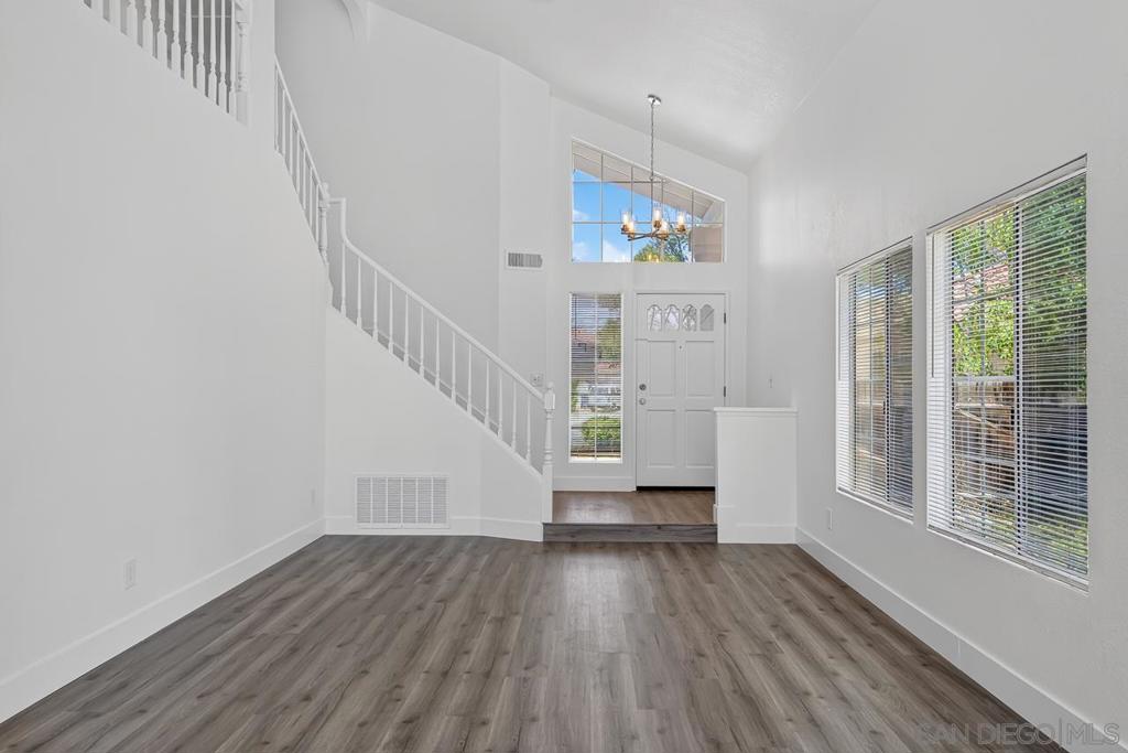 7125 Penera Court - photo 6