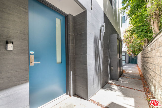 1951 Manning Avenue, Los Angeles CA: https://media.crmls.org/mediaz/2e76e41e-123e-4d99-8654-50426c173e3d.jpg