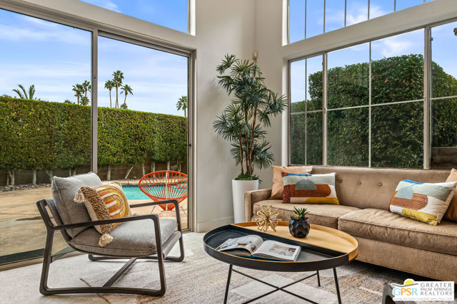 1426 Yermo Drive, Palm Springs CA: https://media.crmls.org/mediaz/2e772402-958d-4a41-8f6e-5ea88eb20899.jpg