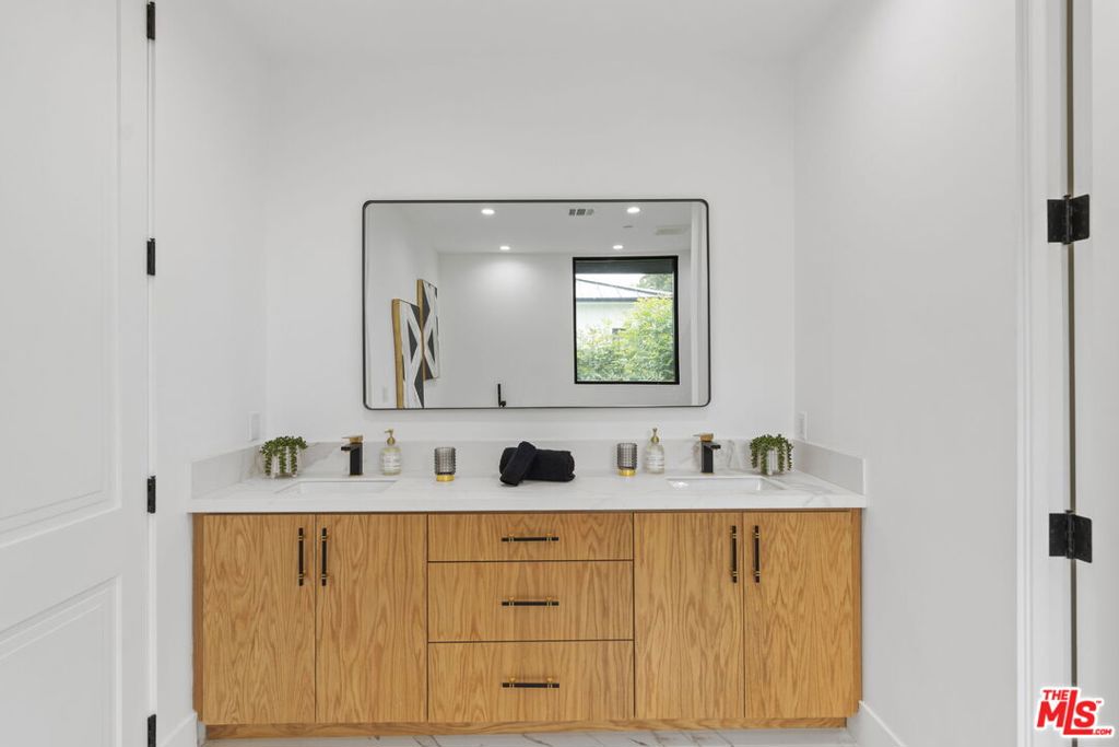 MLS #25615869 image #38