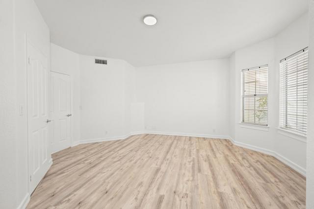 1367 Corona, Bonita CA: https://media.crmls.org/mediaz/2e782a51-cd36-49b6-97e0-2a135244a64c.jpg