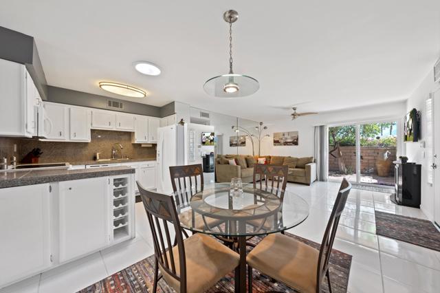 3162 Sunflower N Loop, Palm Springs CA: https://media.crmls.org/mediaz/2e785493-fd6b-4da8-881e-f7638b4f4863.jpg