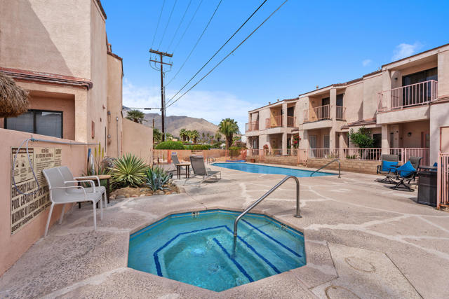 401 E Vista Chino, Palm Springs CA: https://media.crmls.org/mediaz/2e792648-fc97-4a6a-835e-fae0df814725.jpg
