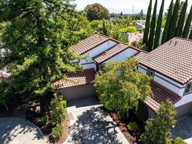 116 Calle Nivel, Los Gatos CA: https://media.crmls.org/mediaz/2e7956c2-f920-489d-b6d7-02b721e6e389.jpg