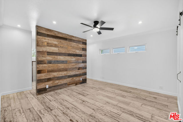 2121 Marine Street, Santa Monica CA: https://media.crmls.org/mediaz/2e79e961-8eab-4f42-a5f6-897de38e303f.jpg