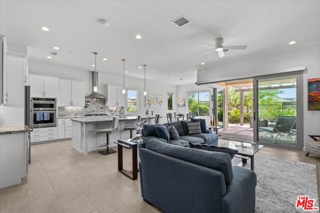 33 Moscato, Rancho Mirage CA: https://media.crmls.org/mediaz/2e7a8d05-bce1-4e1b-8b02-78b2a4c207fa.jpg