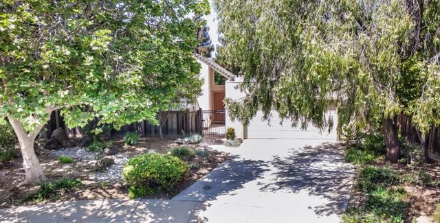 1725 Silver Glen Court, San Jose CA: https://media.crmls.org/mediaz/2e7ab711-f18a-4e21-b595-02a7cb324ee9.jpg