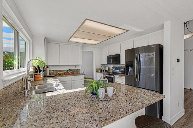 464 Archglen Way, San Jose CA: https://media.crmls.org/mediaz/2e7bd9ac-b53e-4152-b3d2-c31a7d787804.jpg