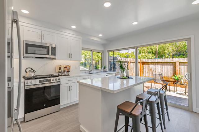 2398 Shoreside Court, Santa Clara CA: https://media.crmls.org/mediaz/2e7bf577-1320-4244-b954-3a4eb5061029.jpg