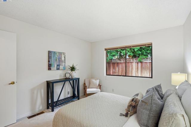 7444 Pecan Court, Pleasanton CA: https://media.crmls.org/mediaz/2e7c4b42-152d-4219-b723-686a379f85ab.jpg