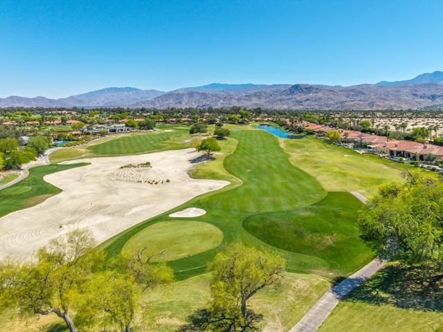306 Loch Lomond Road, Rancho Mirage CA: https://media.crmls.org/mediaz/2e7d4210-19fe-4dc7-b6c8-489cb1e60a50.jpg