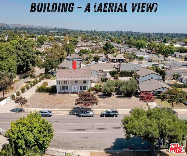 5706 Pioneer Boulevard, Whittier CA: https://media.crmls.org/mediaz/2e7dd66e-f0ee-429f-8ddb-f54406d3d847.jpg