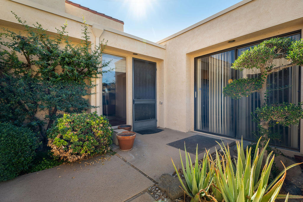 MLS #219138250DA image #2